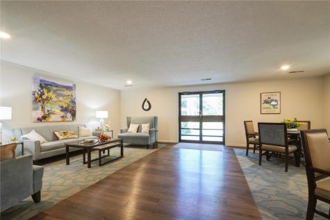 150 Thompson Drive SE Cedar Rapids IA 52403