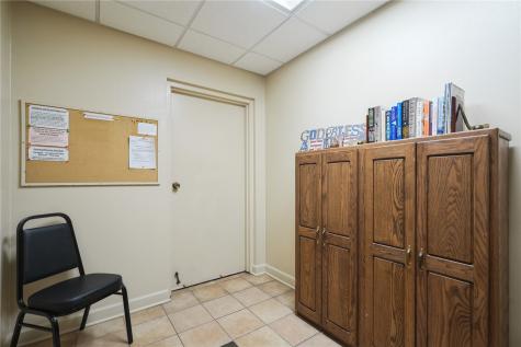 150 Thompson Drive SE Cedar Rapids IA 52403