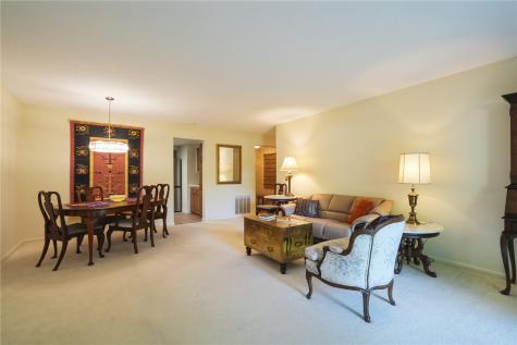 150 Thompson Drive SE Cedar Rapids IA 52403