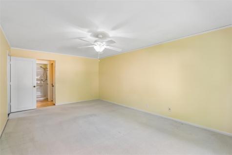 150 Thompson Drive SE Cedar Rapids IA 52403