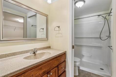 150 Thompson Drive SE Cedar Rapids IA 52403