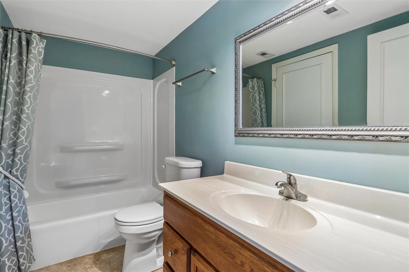 150 Thompson Drive SE Cedar Rapids IA 52403