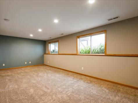 4437 Derby Drive Marion IA 52302