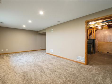 4437 Derby Drive Marion IA 52302