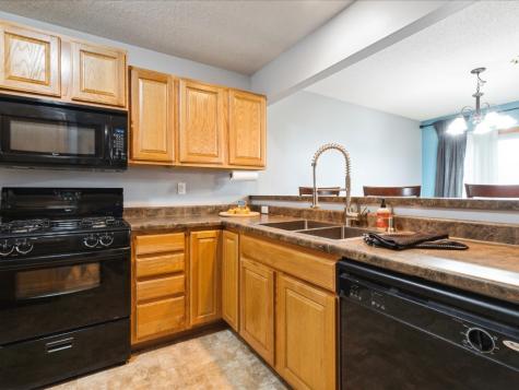 4437 Derby Drive Marion IA 52302