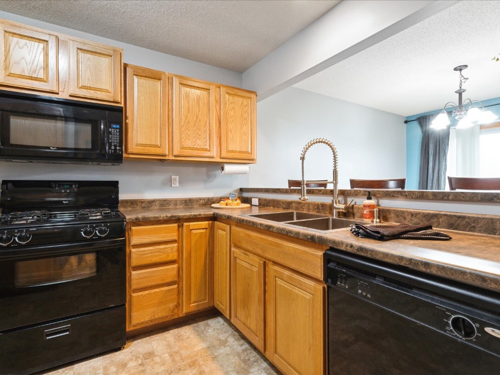 4437 Derby Drive Marion IA 52302