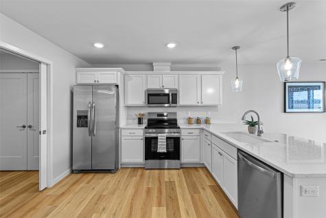 3442 Holderness Road Coralville IA 52241