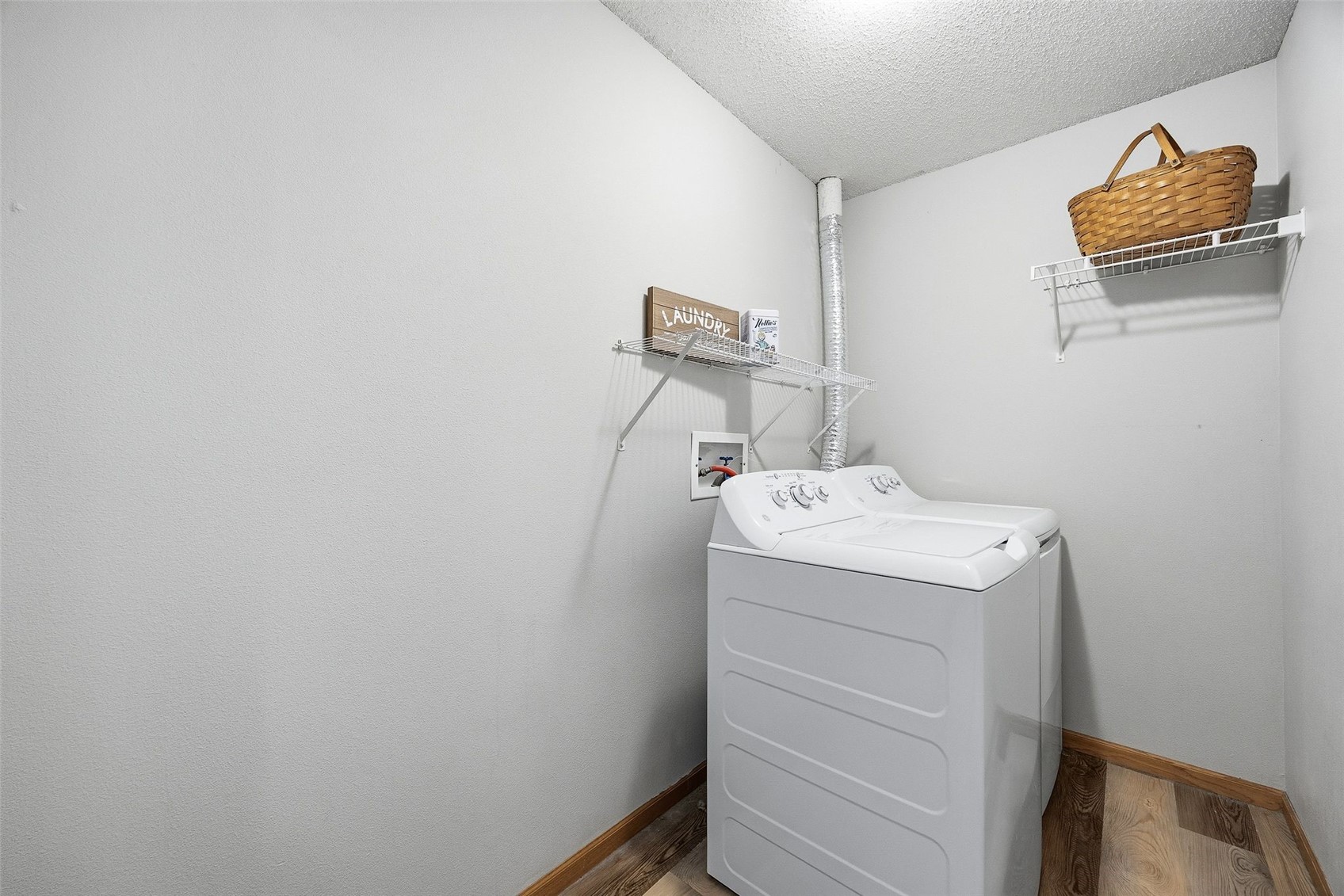 63 Primrose Court Iowa City IA 52240