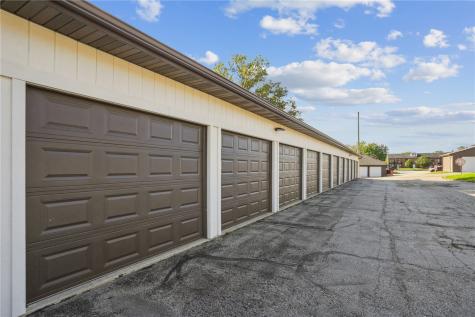 4571 Maureen Drive SE Cedar Rapids IA 52403