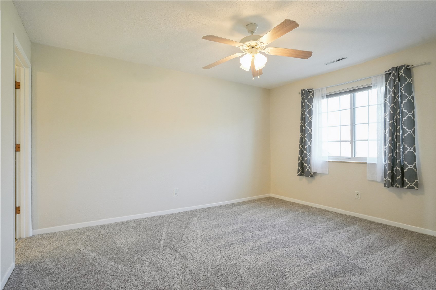 4571 Maureen Drive SE Cedar Rapids IA 52403