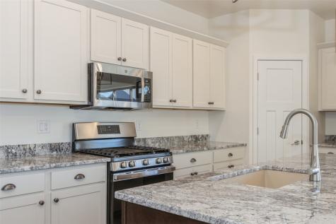 407 Solstice Court North Liberty IA 52317