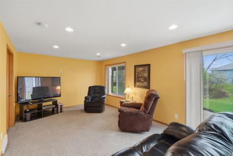 5003 Foxtail Court Marion IA 52302