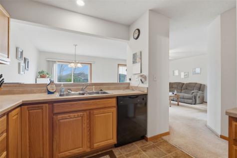 5003 Foxtail Court Marion IA 52302