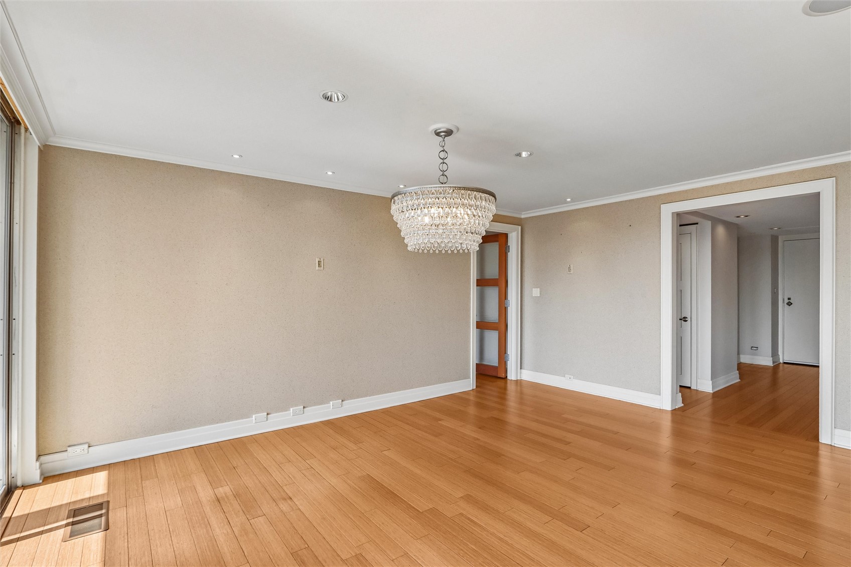 2222 1st Avenue NE Cedar Rapids IA 52402