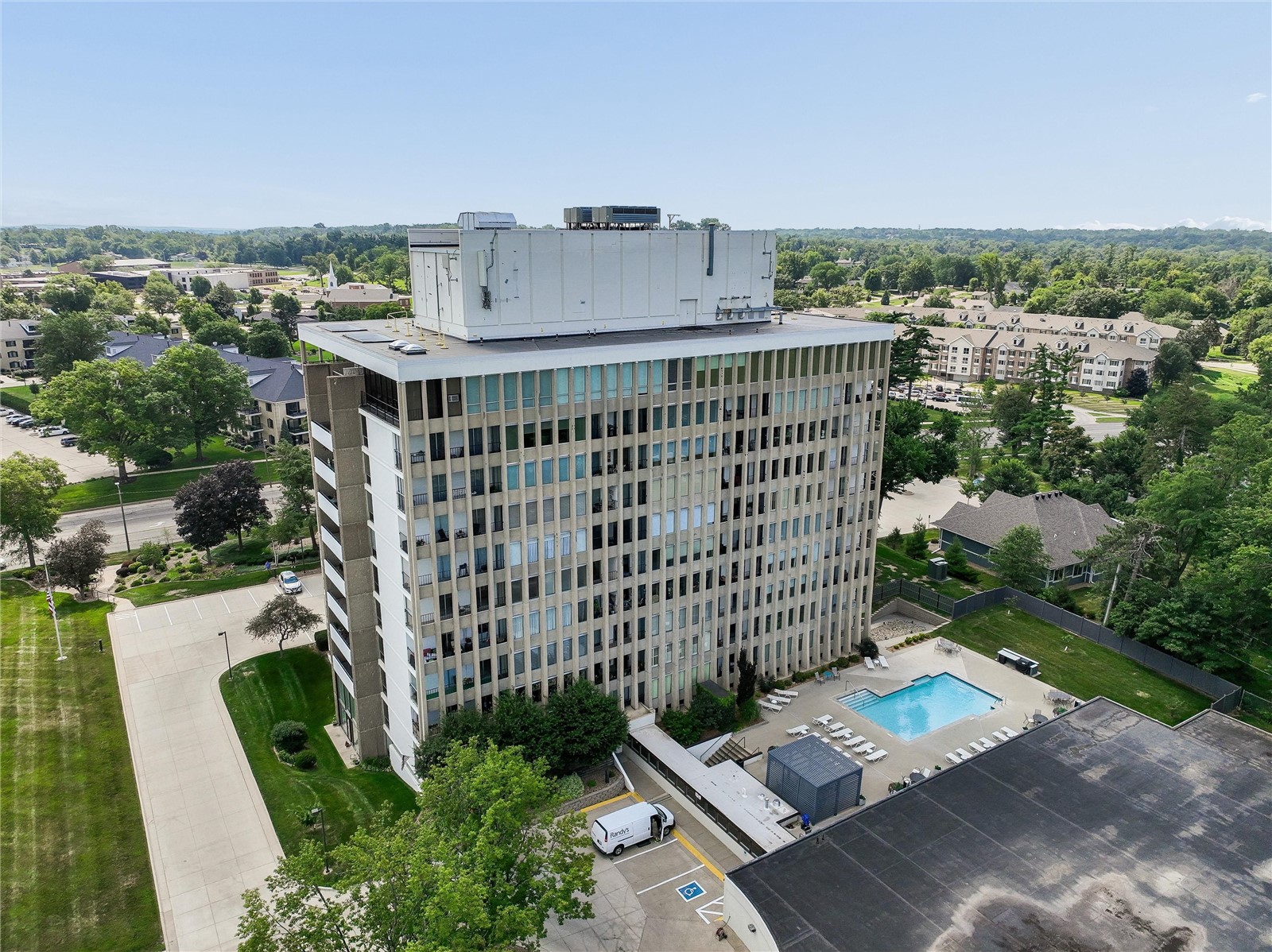 2222 1st Avenue NE Cedar Rapids IA 52402