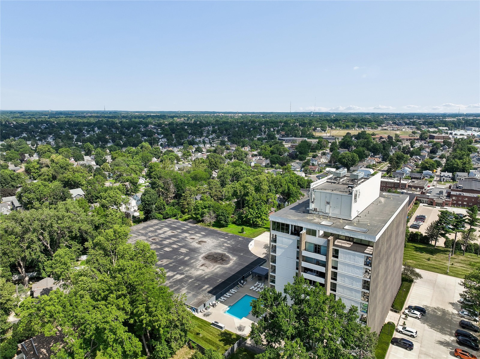2222 1st Avenue NE Cedar Rapids IA 52402