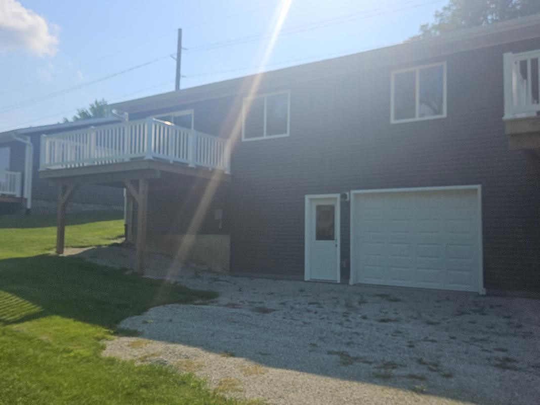 1411 13th Street Belle Plaine IA 52208