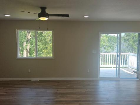 1411 13th Street Belle Plaine IA 52208