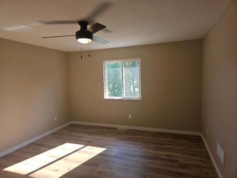 1411 13th Street Belle Plaine IA 52208