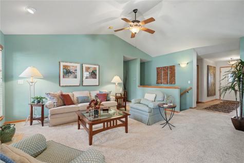 2942 Stone Creek Court Marion IA 52302