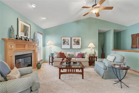 2942 Stone Creek Court Marion IA 52302