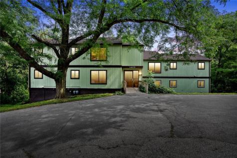 1429 Edgewood NW Cedar Rapids IA 52405