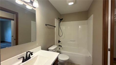 2208 Tranquil Court NW Cedar Rapids IA 52405