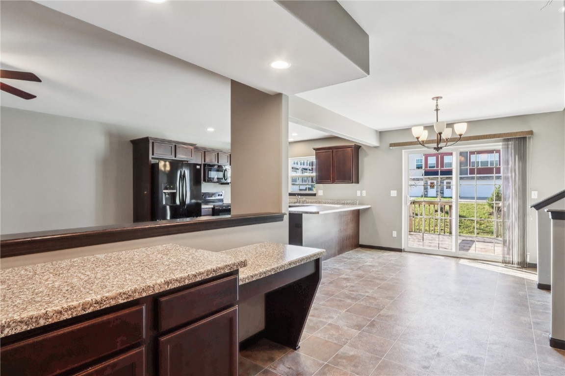 137 Woodstone Lane SW Cedar Rapids IA 52404