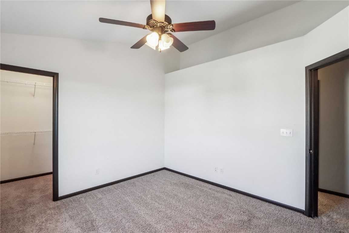 137 Woodstone Lane SW Cedar Rapids IA 52404