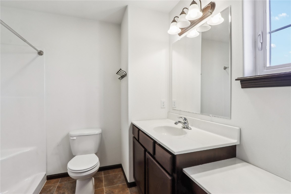 137 Woodstone Lane SW Cedar Rapids IA 52404