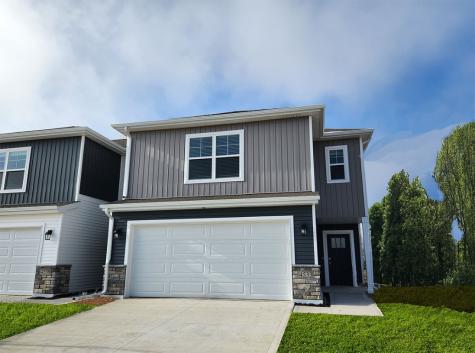 571 N Kimberlite Street Tiffin IA 52340