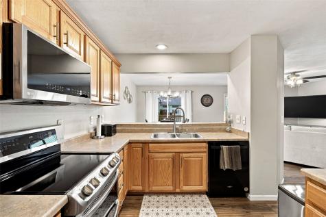 3542 Stoneview Circle Cedar Rapids IA 52404