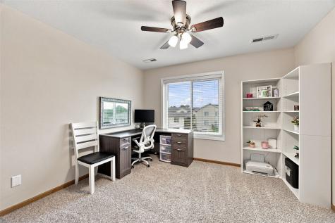 3542 Stoneview Circle Cedar Rapids IA 52404