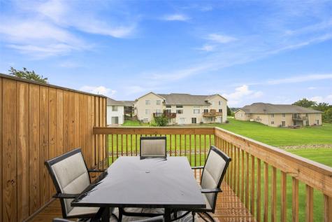 3542 Stoneview Circle Cedar Rapids IA 52404
