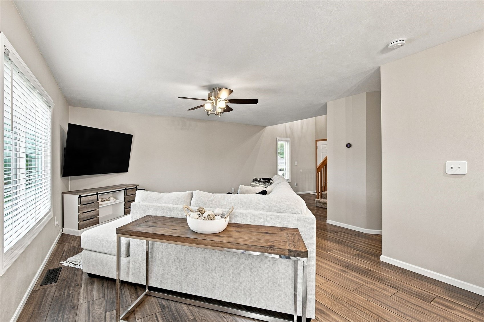 3542 Stoneview Circle Cedar Rapids IA 52404