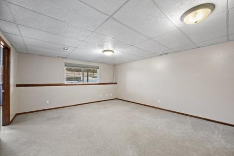 1616 Greens Way Court NE Cedar Rapids IA 52402