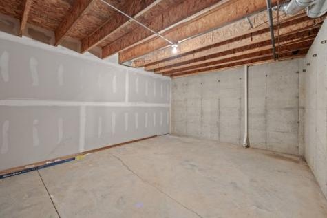 1616 Greens Way Court NE Cedar Rapids IA 52402