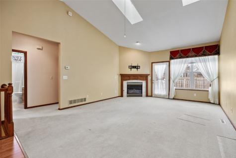 1616 Greens Way Court NE Cedar Rapids IA 52402