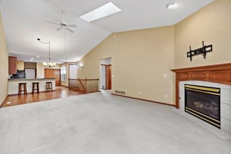 1616 Greens Way Court NE Cedar Rapids IA 52402