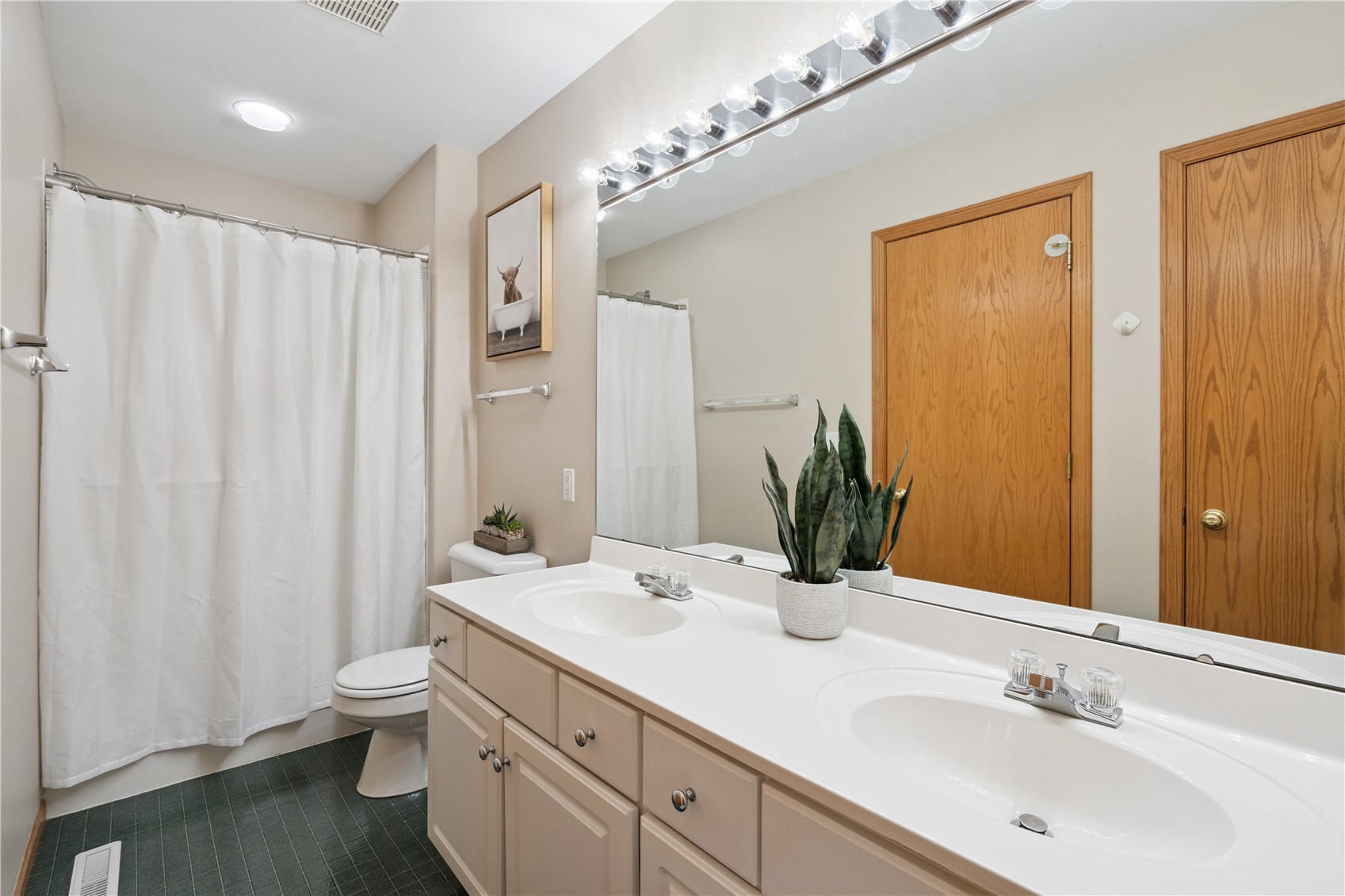 1426 Crossings Court NE Cedar Rapids IA 52402