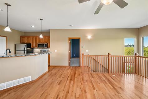 3824 Lakeview Drive SW Cedar Rapids IA 52404