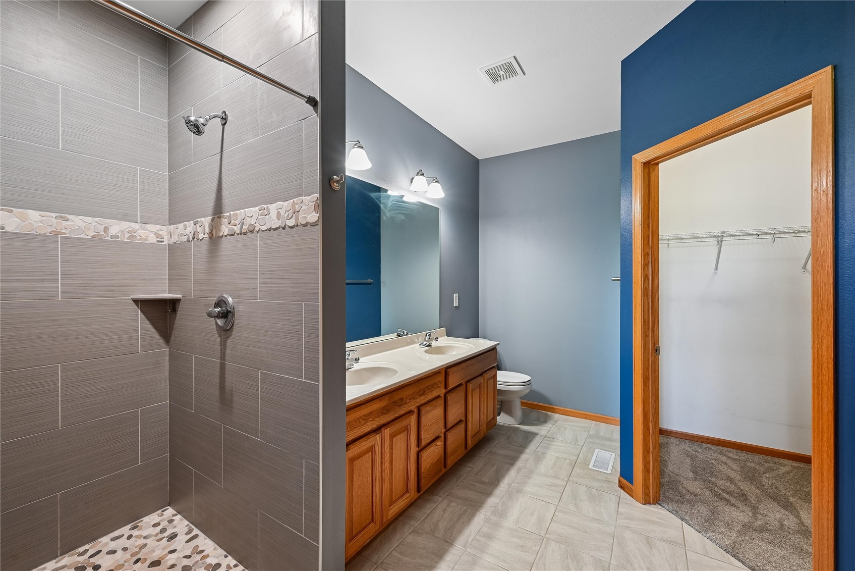 3824 Lakeview Drive SW Cedar Rapids IA 52404