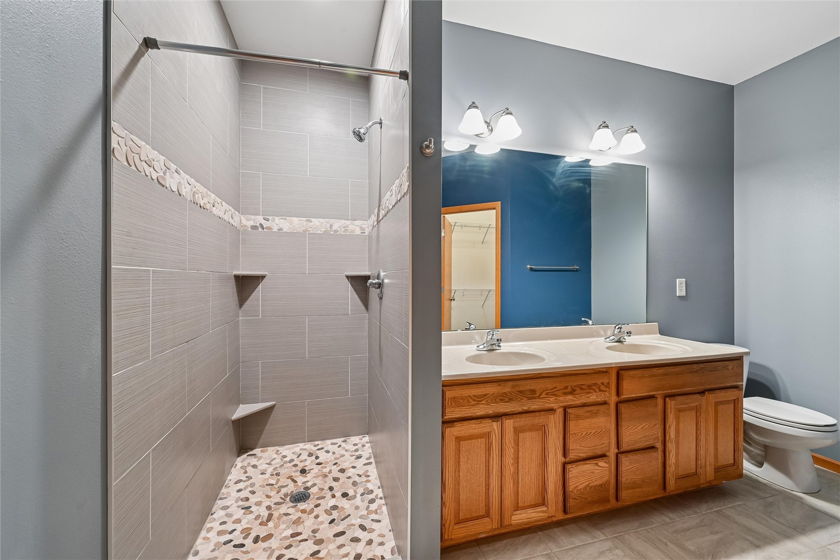 3824 Lakeview Drive SW Cedar Rapids IA 52404
