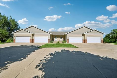 3824 Lakeview Drive SW Cedar Rapids IA 52404