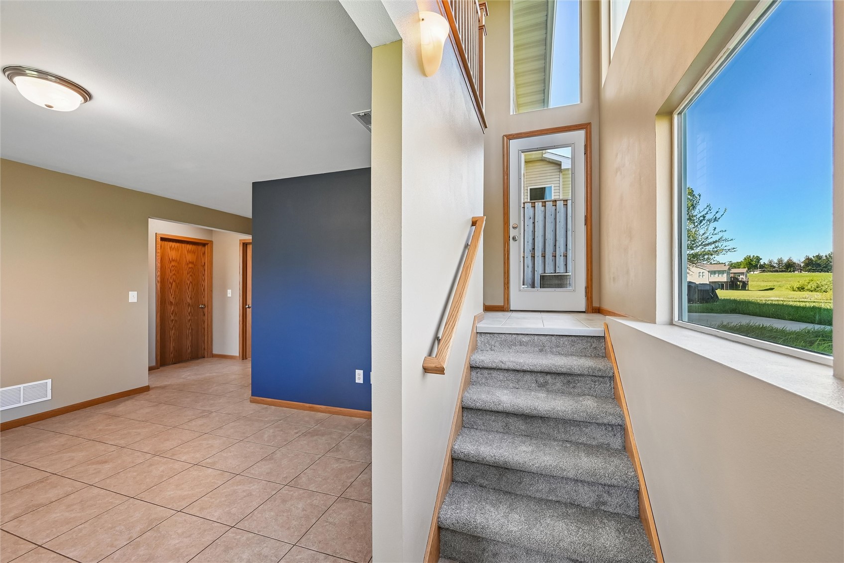 3824 Lakeview Drive SW Cedar Rapids IA 52404