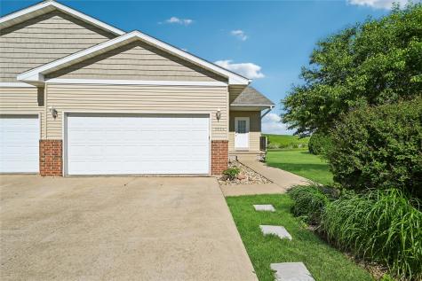 3824 Lakeview Drive SW Cedar Rapids IA 52404