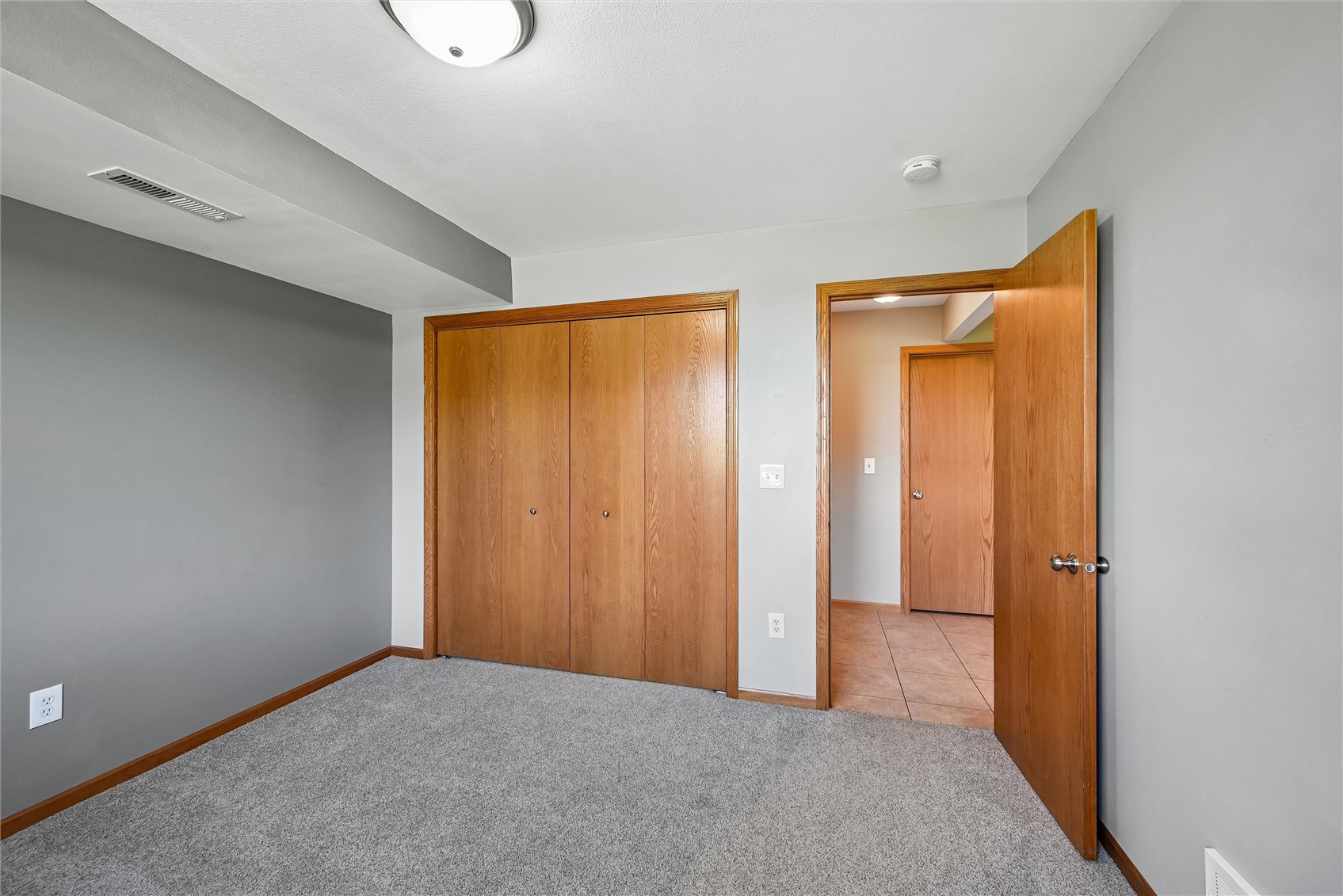 3824 Lakeview Drive SW Cedar Rapids IA 52404