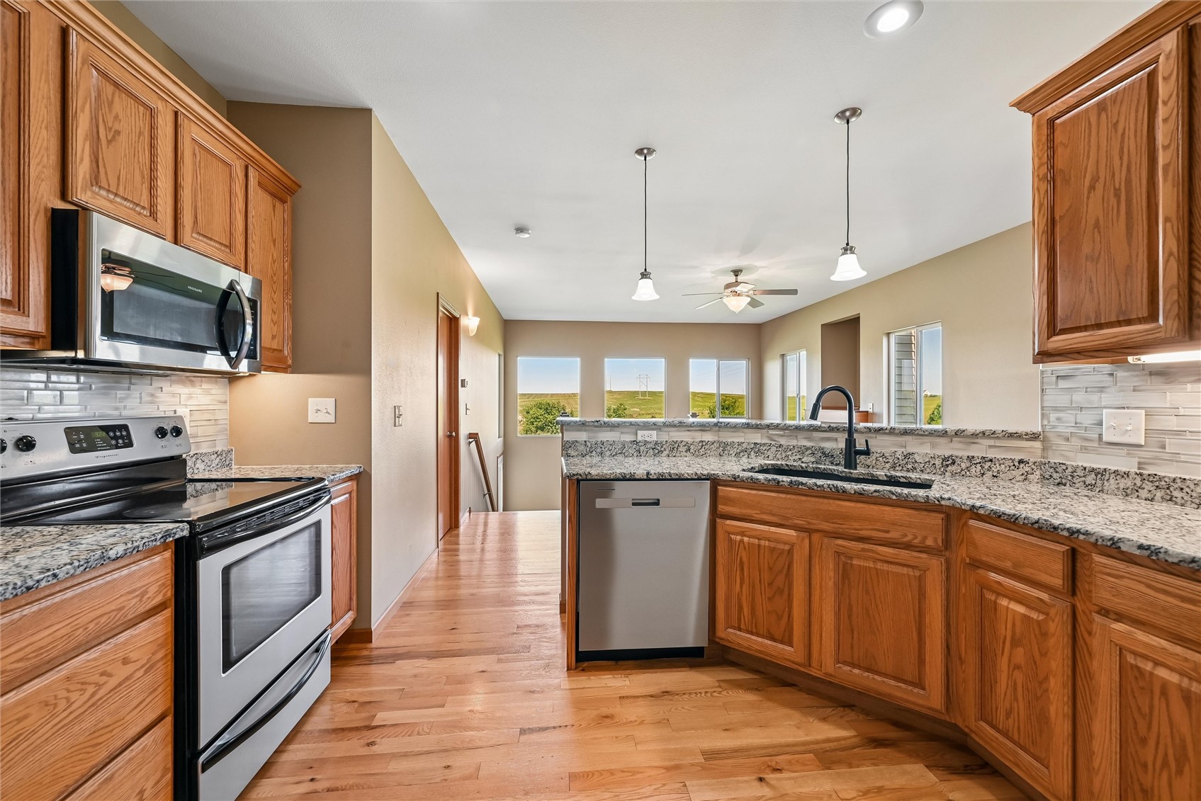 3824 Lakeview Drive SW Cedar Rapids IA 52404