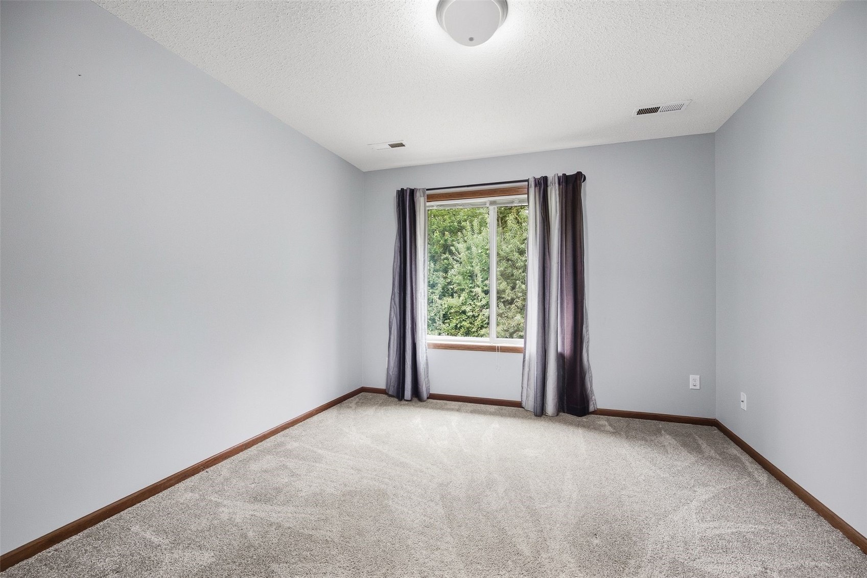 3535 Stoney Point Road SW Cedar Rapids IA 52404