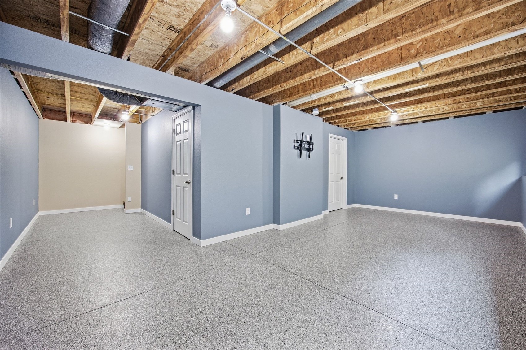 3535 Stoney Point Road SW Cedar Rapids IA 52404